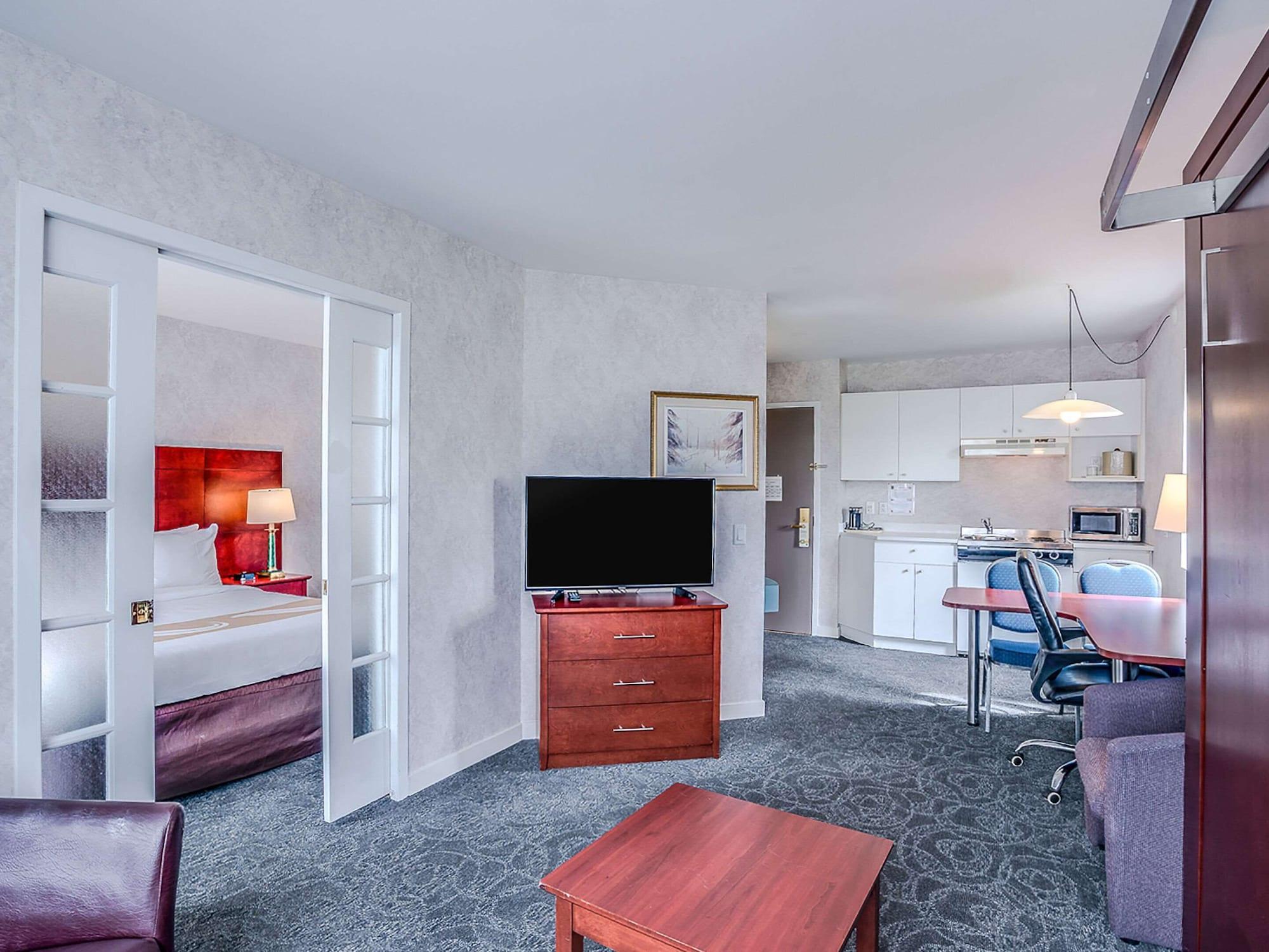 Quality Suites Sainte-Anne-de-Beaupré Exterior foto